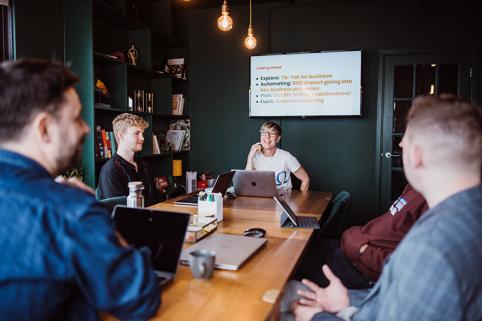 Data literacy services from Mission Drive