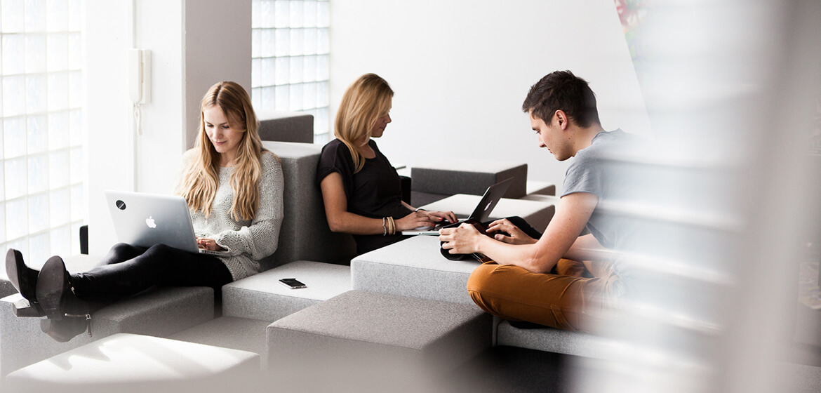 We're on a mission to see data-driven business flourish.